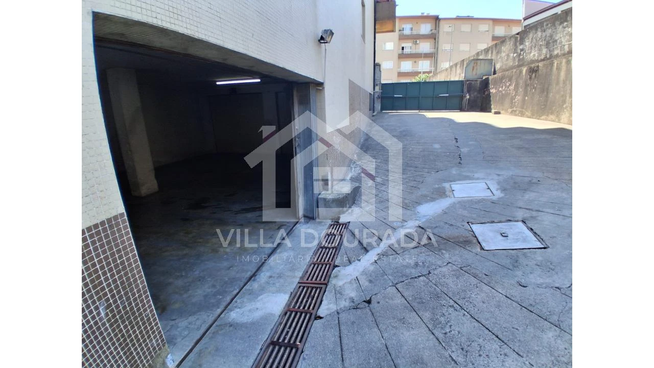 Apartamento T3 para Venda em Fânzeres e São Pedro da Cova Foto 19