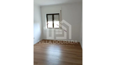 Apartamento T2 para Venda em Baguim do Monte (Rio Tinto)