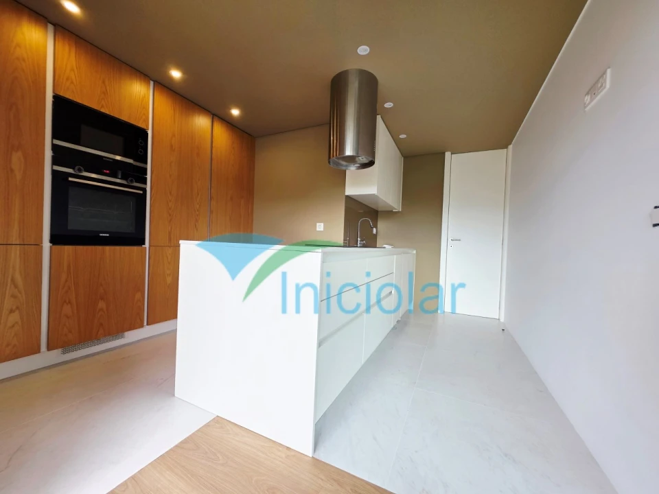 Apartamento T2 para Venda em Rio Tinto Foto 12