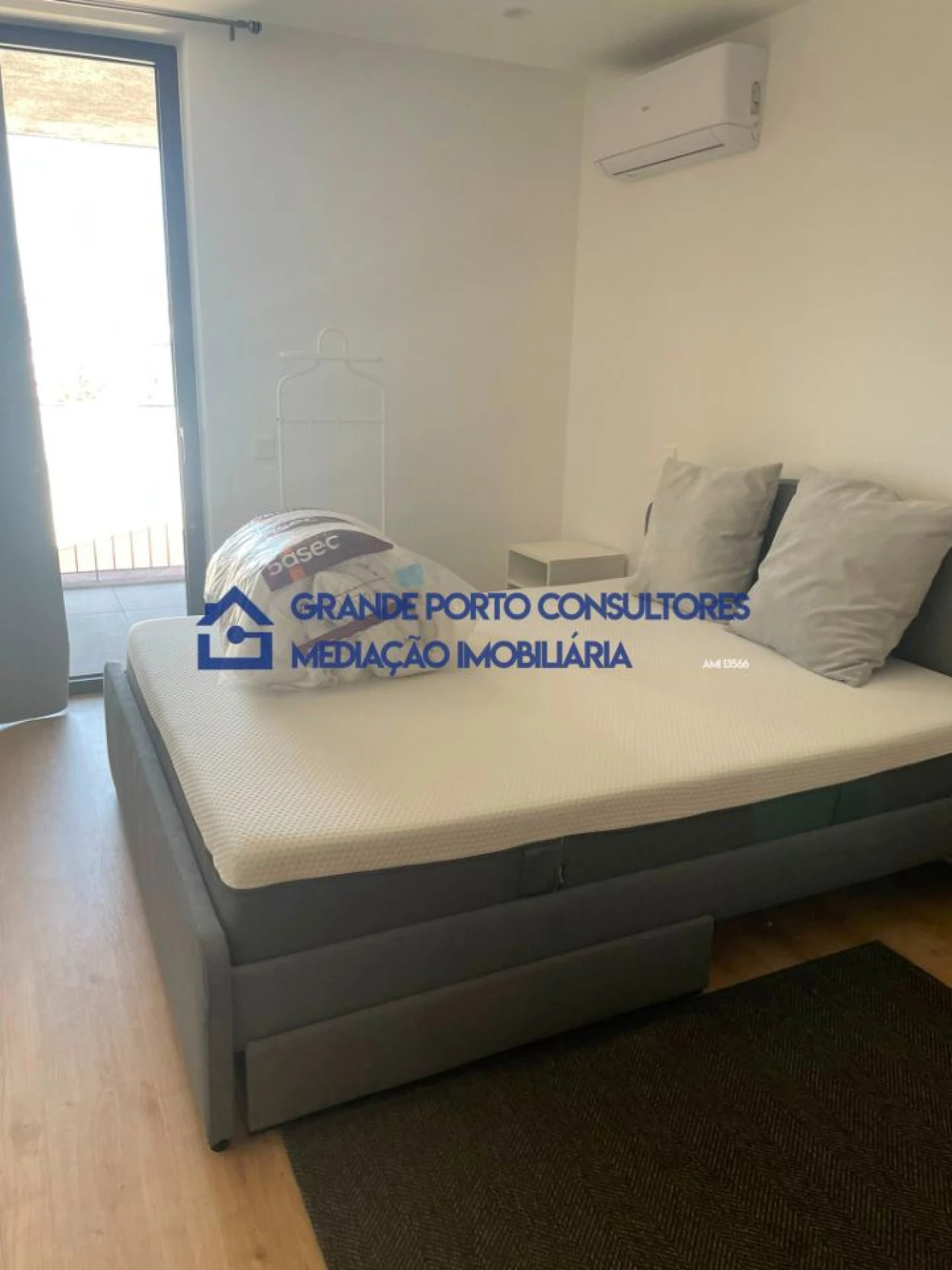 Apartamento T1 para Arrendamento em Paranhos Foto 5