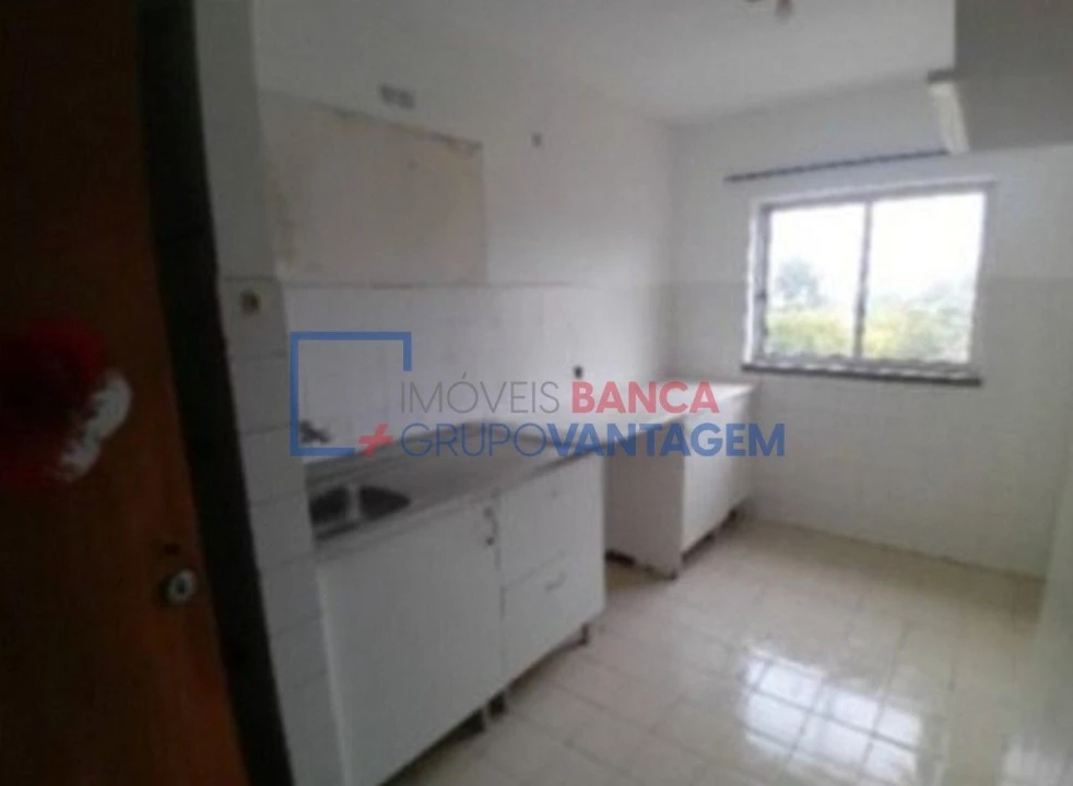 Apartamento T3 para Venda em Casal de Cambra Foto 4