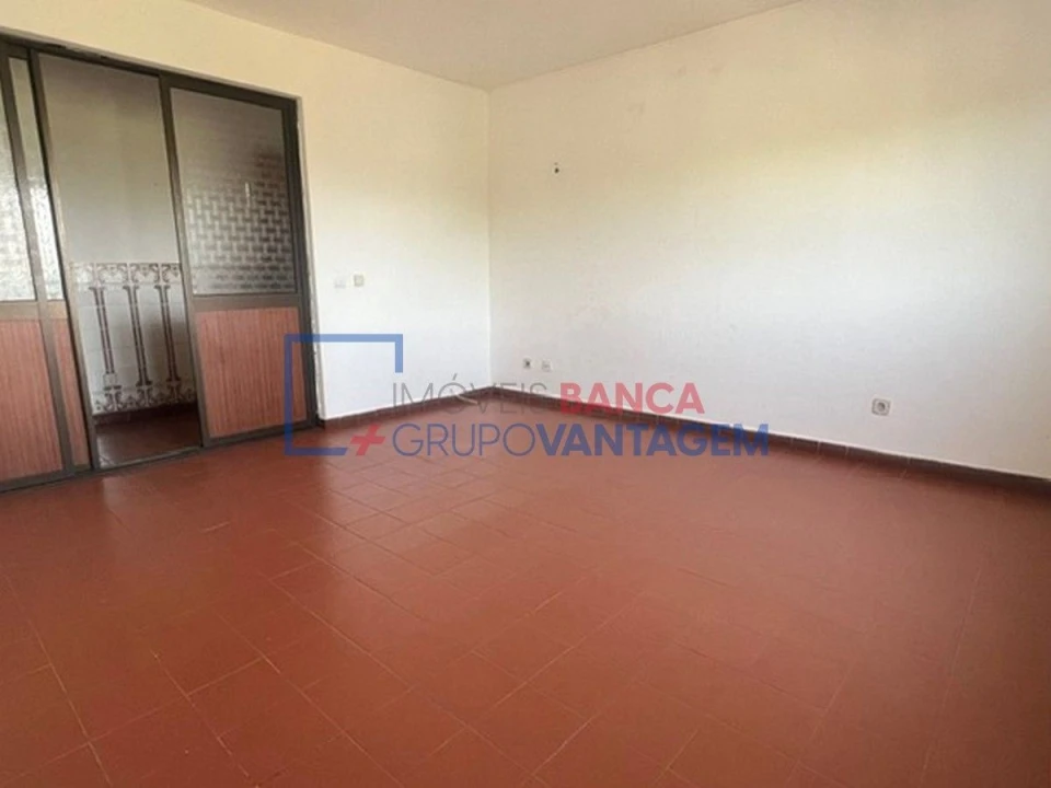Apartamento T3 para Venda em Casal de Cambra Foto 2