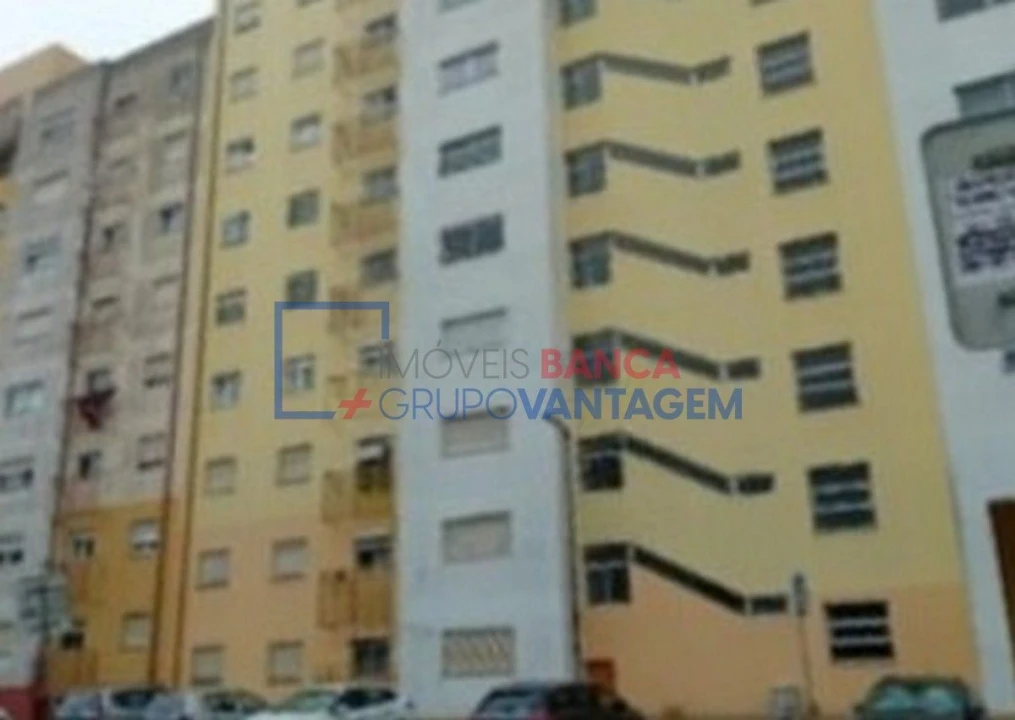 Apartamento T3 para Venda em Casal de Cambra Foto 22