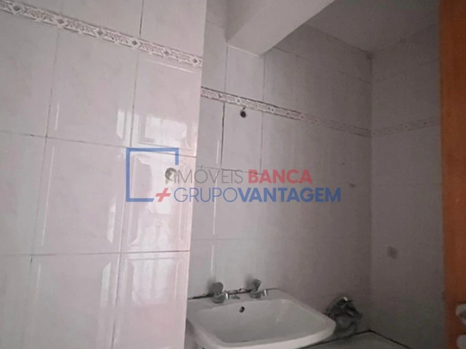 Apartamento T3 para Venda em Casal de Cambra Foto 8