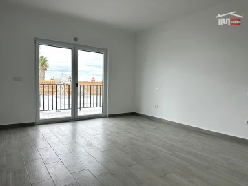 Moradia T4 para Venda em Atalaia e Alto Estanqueiro-Jardia