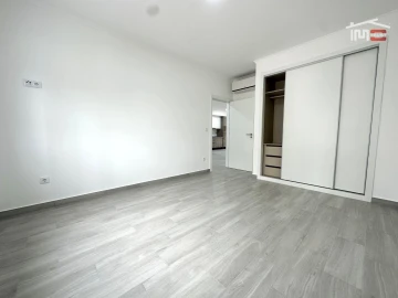 Moradia T4 para Venda em Atalaia e Alto Estanqueiro-Jardia