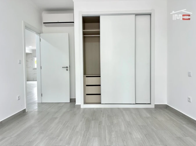 Moradia T4 para Venda em Atalaia e Alto Estanqueiro-Jardia Foto 30