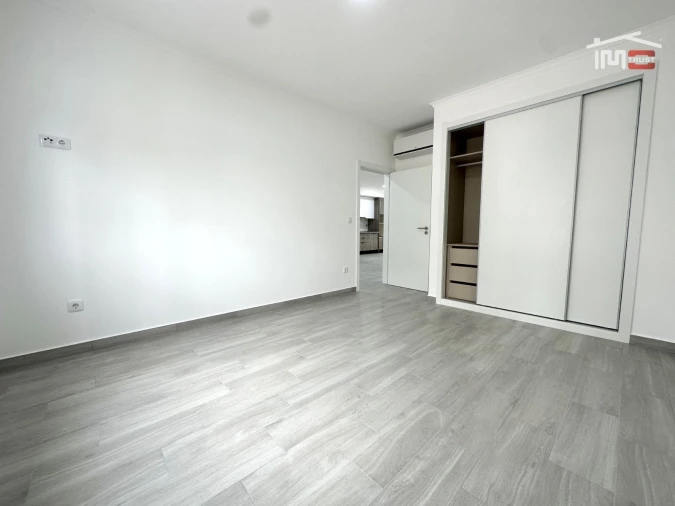 Moradia T4 para Venda em Atalaia e Alto Estanqueiro-Jardia Foto 31