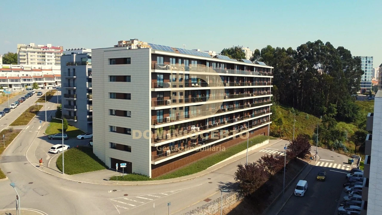 Apartamento T3 para Venda em Santa Marinha e São Pedro da Afurada Foto 1