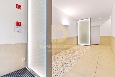 Apartamento T3 para Venda em Santa Marinha e São Pedro da Afurada