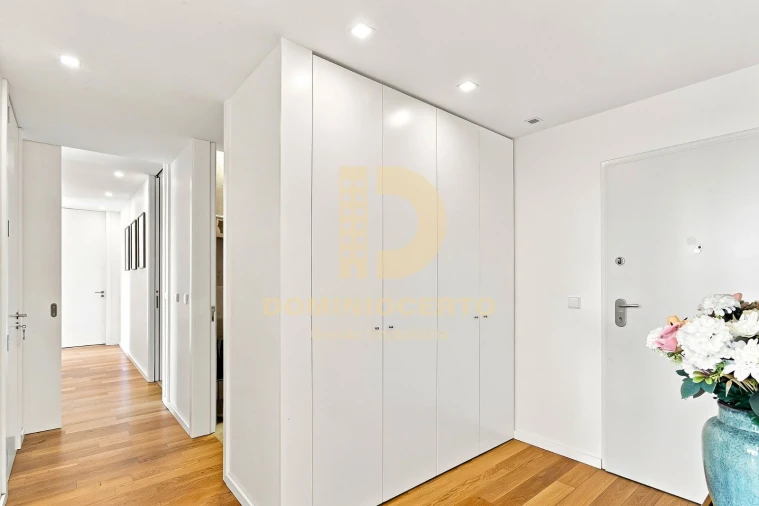 Apartamento T3 para Venda em Santa Marinha e São Pedro da Afurada Foto 3
