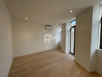 Apartamento T1 para Venda em Campanhã