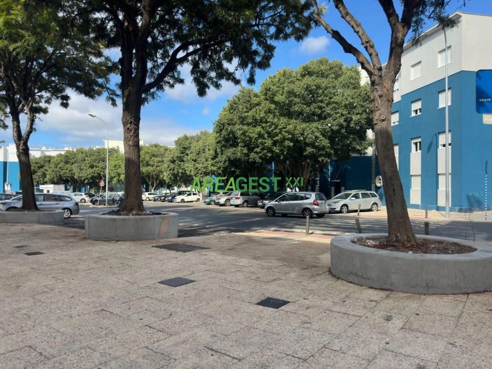 Loja para Arrendamento em Oeiras e São Julião da Barra, Paço de Arcos e Caxias Foto 13