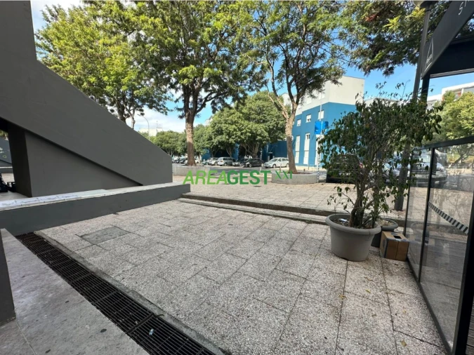 Loja para Arrendamento em Oeiras e São Julião da Barra, Paço de Arcos e Caxias Foto 15