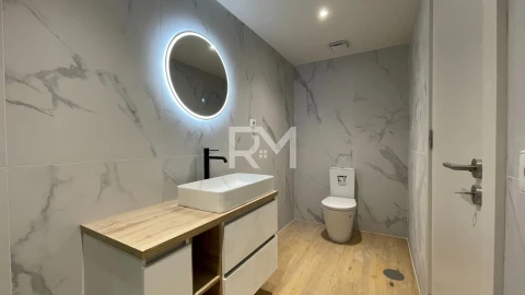 Apartamento T2 para Venda em Campanhã