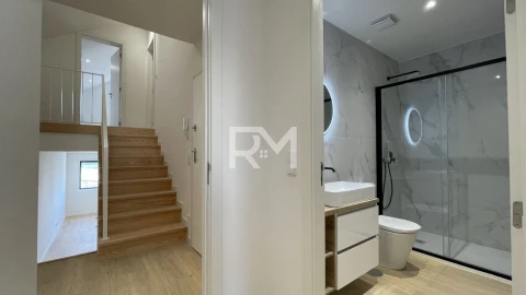 Apartamento T2 para Venda em Campanhã