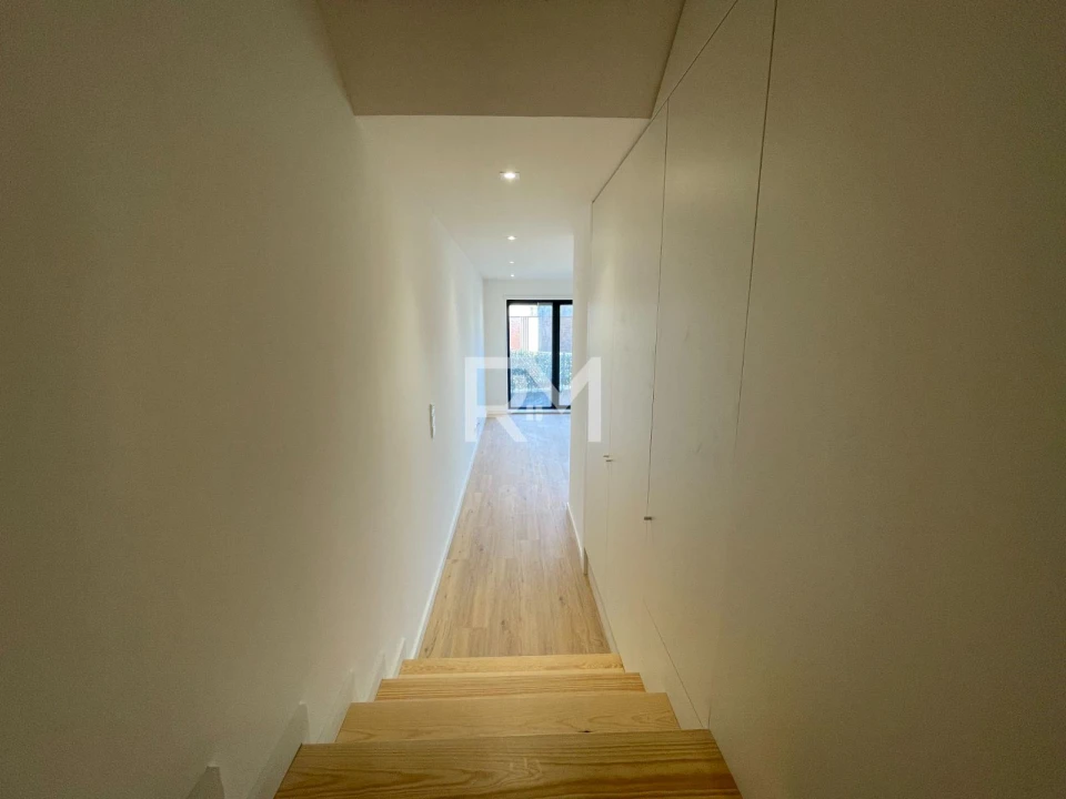 Apartamento T1 para Venda em Campanhã Foto 16