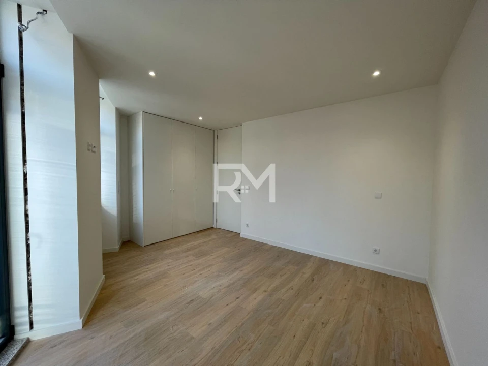 Apartamento T1 para Venda em Campanhã Foto 14