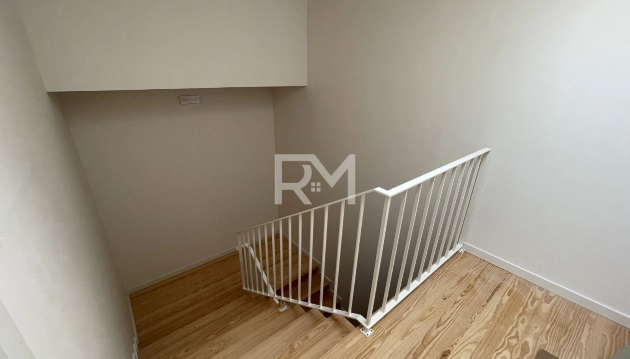 Apartamento T1 para Venda em Campanhã Foto 19
