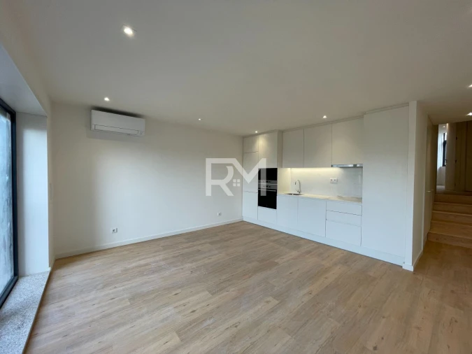 Apartamento T1 para Venda em Campanhã Foto 3