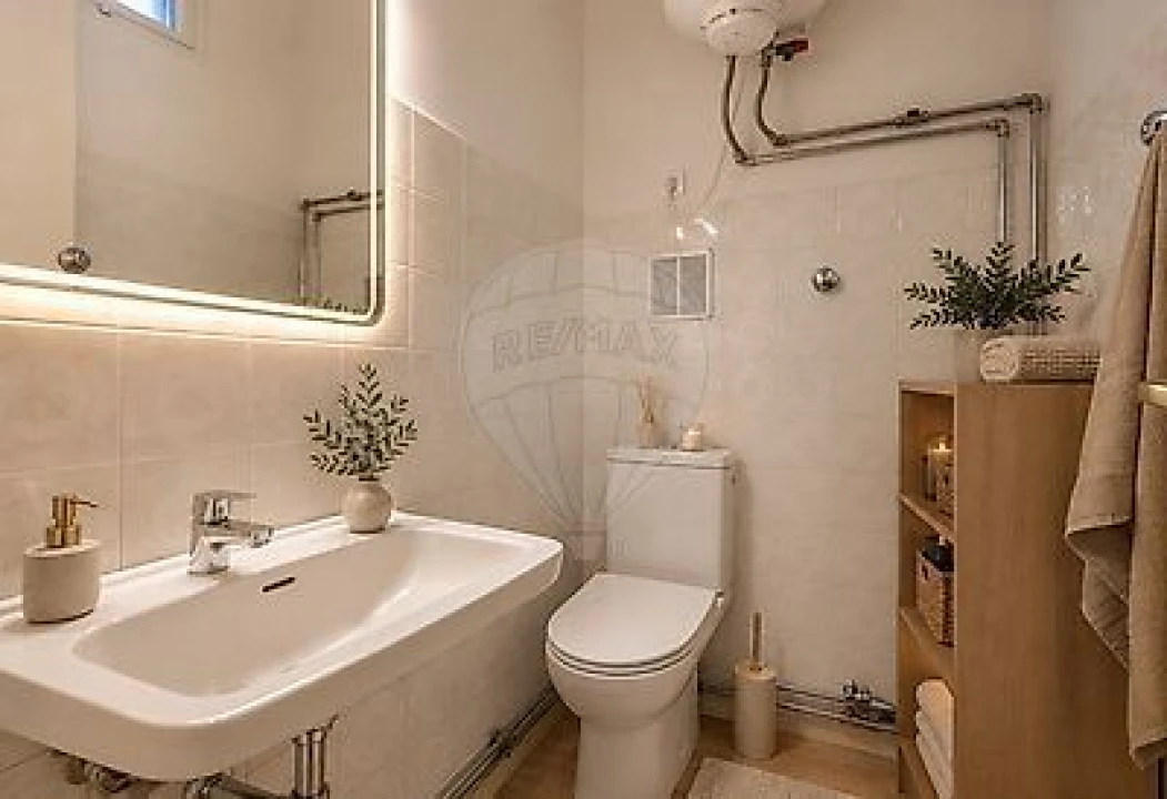 Apartamento T3 para Venda em Lordelo do Ouro e Massarelos Foto 12