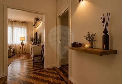 Apartamento T3 para Venda em Lordelo do Ouro e Massarelos