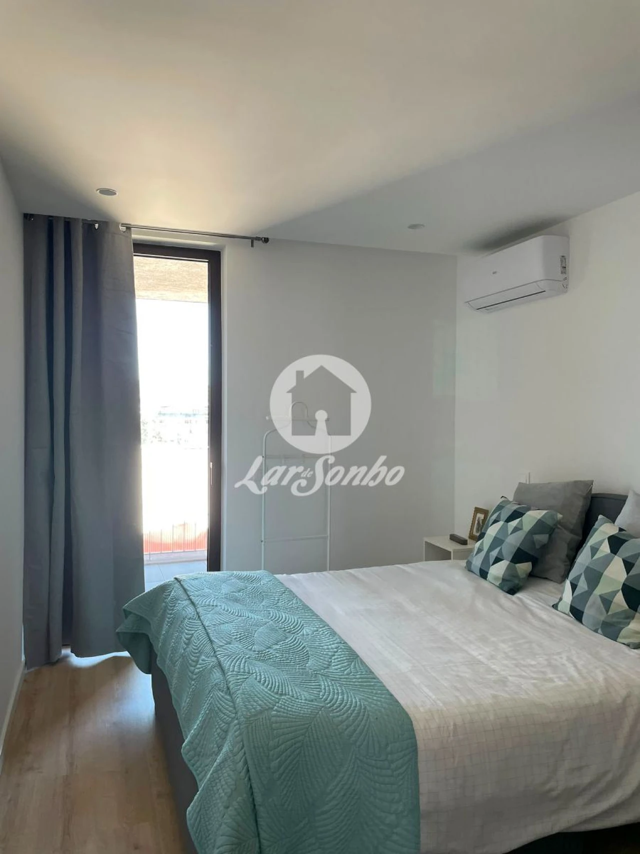 Apartamento T1 para Arrendamento em Paranhos Foto 6