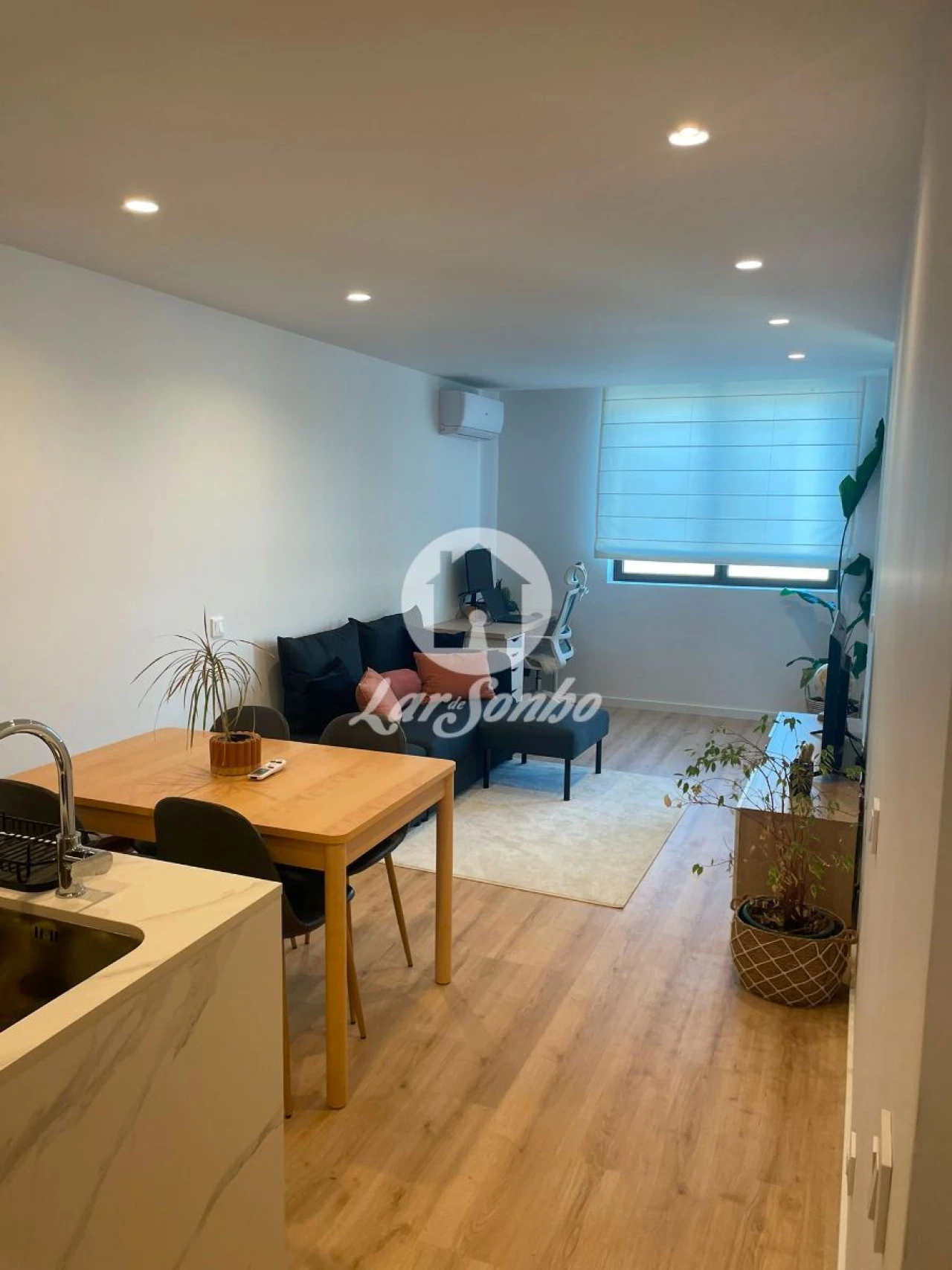 Apartamento T1 para Arrendamento em Paranhos Foto 1