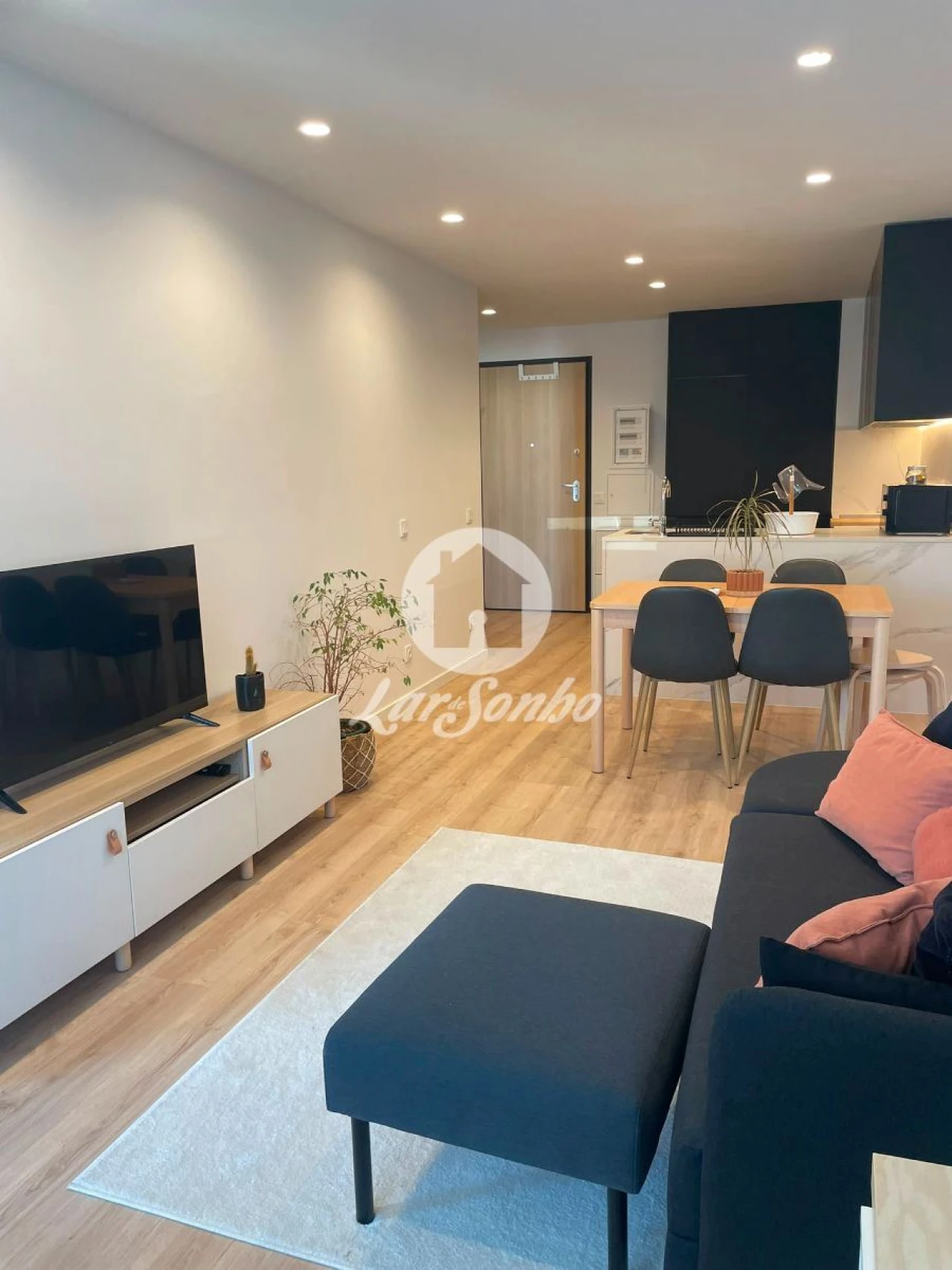 Apartamento T1 para Arrendamento em Paranhos Foto 2