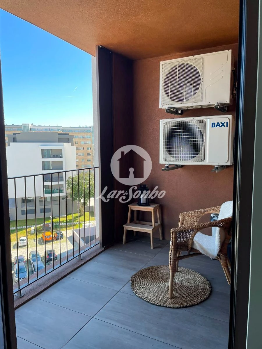 Apartamento T1 para Arrendamento em Paranhos Foto 8
