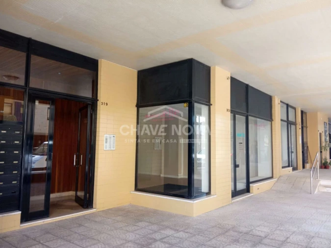 Loja para Venda em Ramalde Foto 6