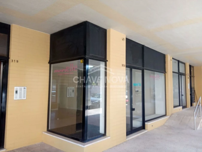 Loja para Venda em Ramalde Foto 7