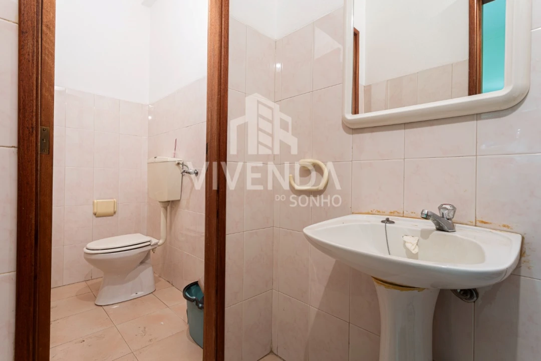 Loja para Venda em Setubal (São Sebastião) Foto 3