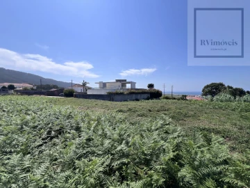 Terreno para Venda em Carreço