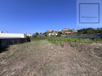 Terreno para Venda em Carreço