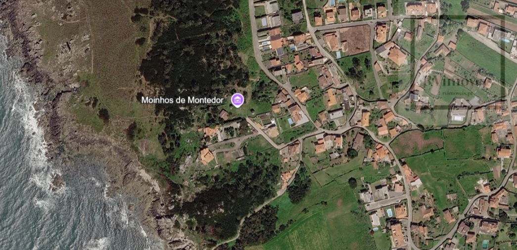 Terreno para Venda em Carreço Foto 3