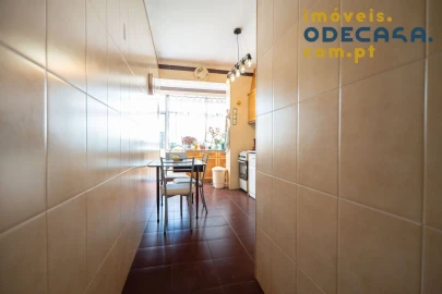 Apartamento T2 para Venda em Carregado e Cadafais