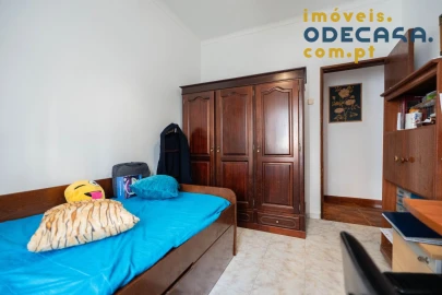 Apartamento T2 para Venda em Carregado e Cadafais