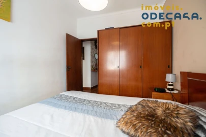 Apartamento T2 para Venda em Carregado e Cadafais