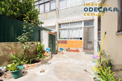 Apartamento T2 para Venda em Carregado e Cadafais
