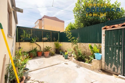 Apartamento T2 para Venda em Carregado e Cadafais