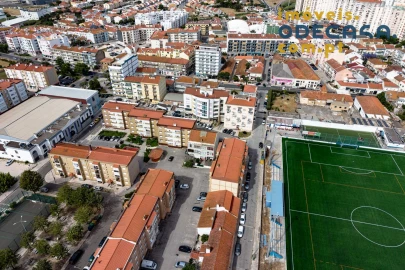 Apartamento T2 para Venda em Carregado e Cadafais