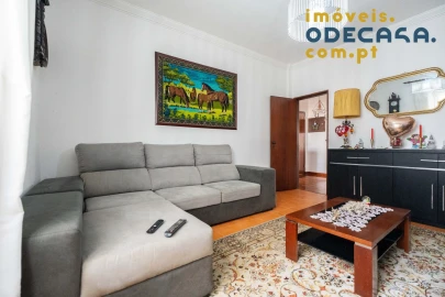Apartamento T2 para Venda em Carregado e Cadafais