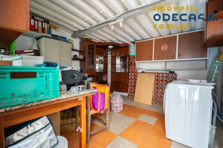 Apartamento T2 para Venda em Carregado e Cadafais Foto 15