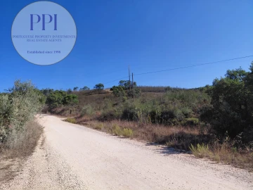 Terreno para Venda em Bensafrim e Barão de São João