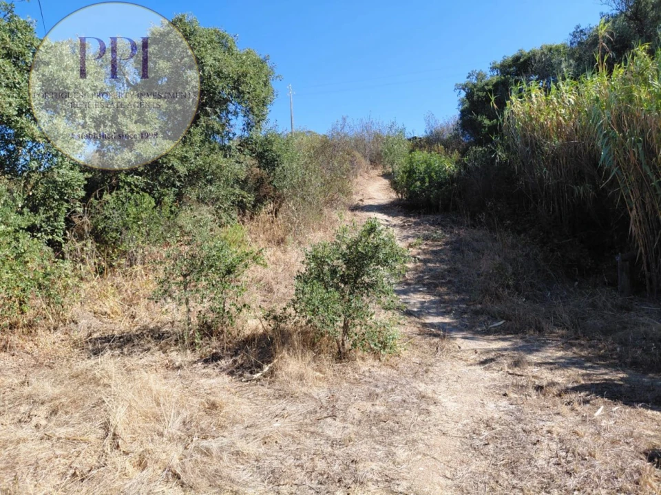 Terreno para Venda em Bensafrim e Barão de São João Foto 22