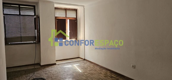 Apartamento T2 para Arrendamento em Castelo Branco