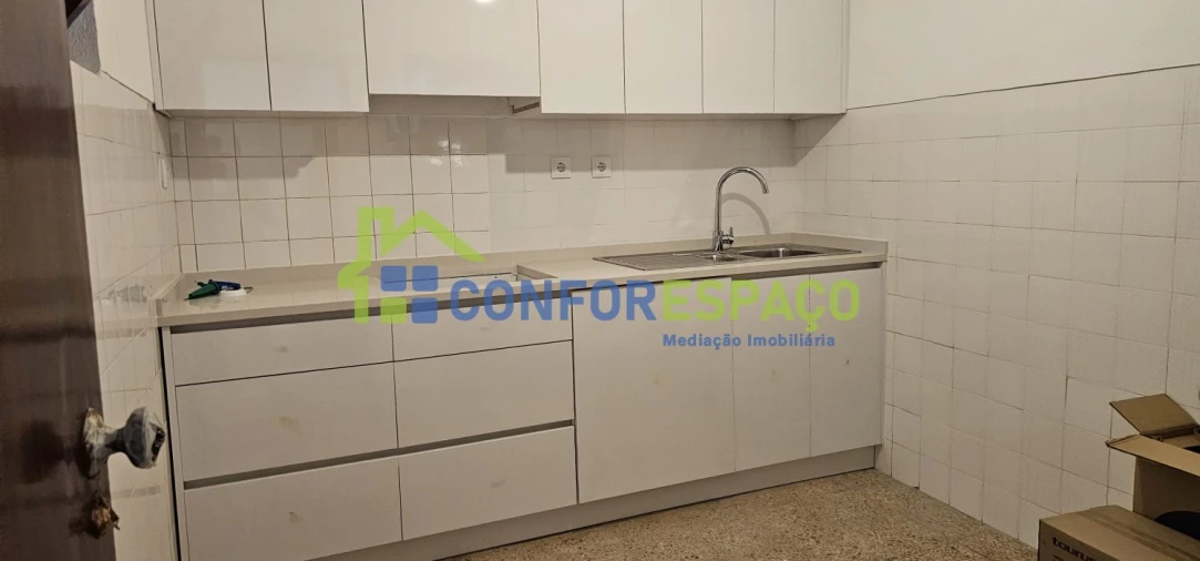 Apartamento T2 para Arrendamento em Castelo Branco Foto 2