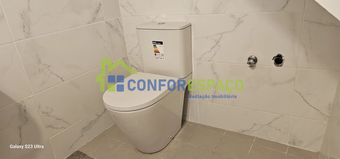 Apartamento T2 para Arrendamento em Castelo Branco Foto 8