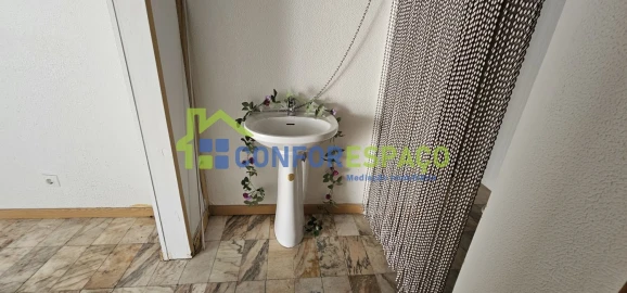 Loja para Arrendamento em Castelo Branco